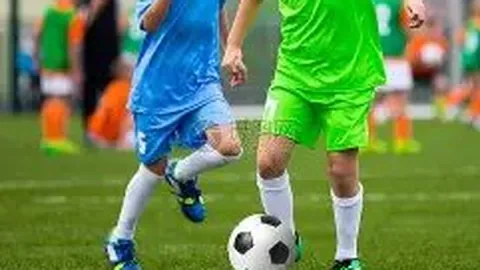 桂教授2K首场直播意外切换频道，评论区热议不断，互动量高达16条！