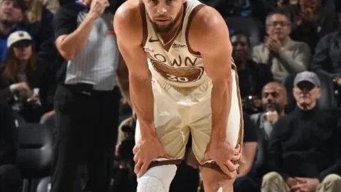 “9岁乒乓球神童辛集“小孩哥”全国锦标赛问鼎！”